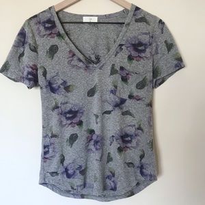 Anthropologie Tops - Anthropologie Tla Floral V-Neck Shirt Anthropologie Tops - Anthropologie Tla Floral V-Neck Shirt